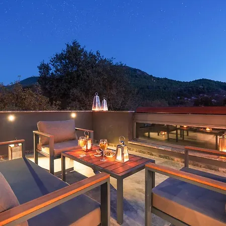 Sleeps 4 With Pool Air Con And Wifi 别墅 *